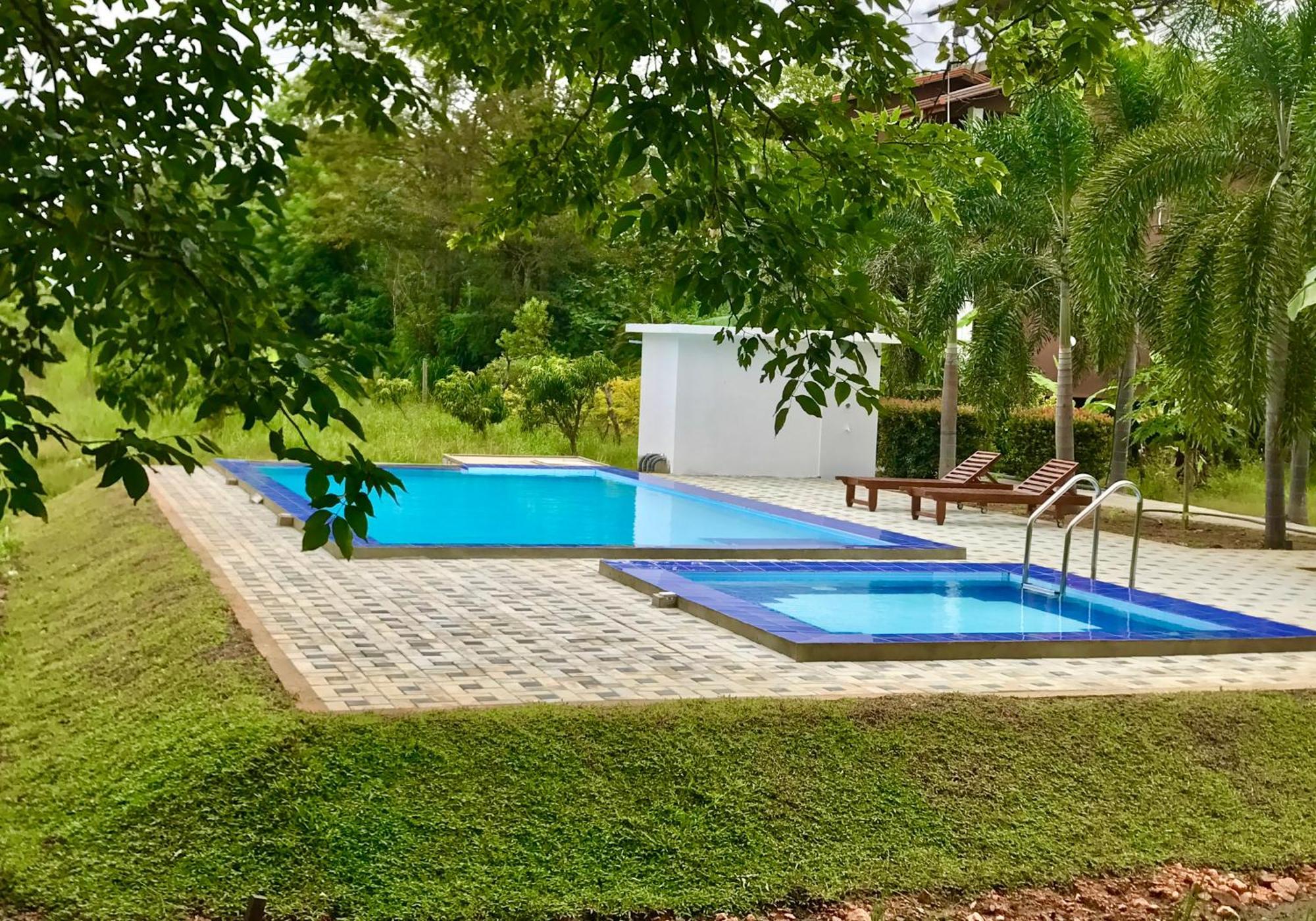 Darshani Lodge Сігірія Екстер'єр фото